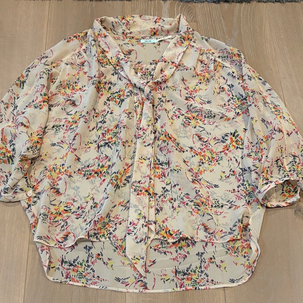 Kimchi Blue Size XS Floral Sheer Blouse.